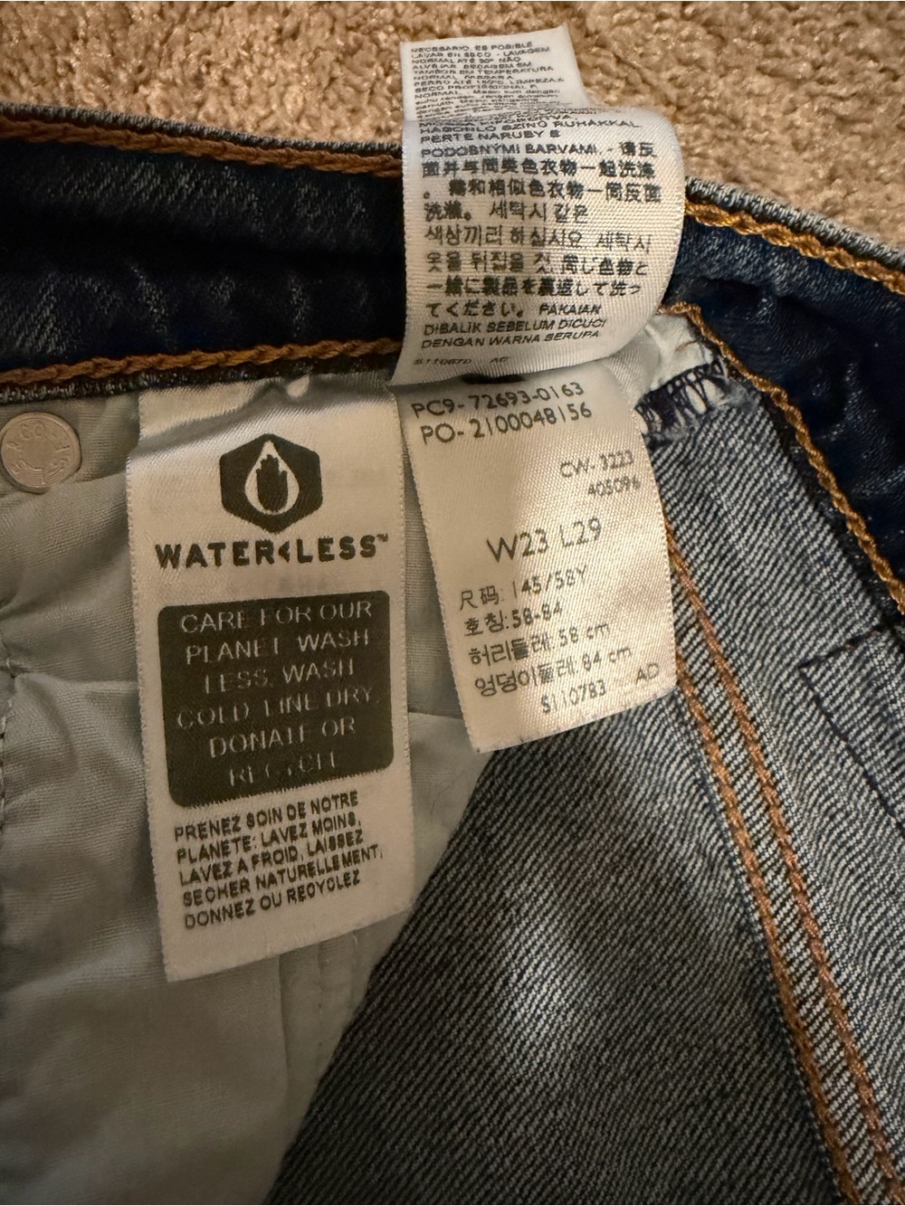 Levi’s Ribcage Straight Ankle Jeans - Picture 4 of 6